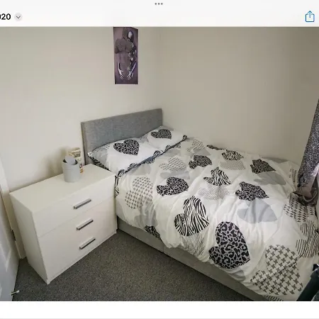 Holiday home Warm And Cosy 4 Bedroom In Village